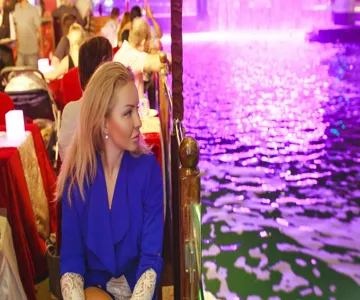 Dubai Canal: Luxury Dhow Cruise with La Perle Silver Ticket